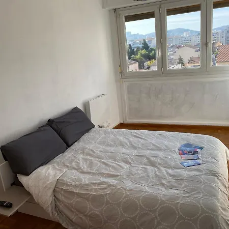 Apartment Calme Stade/plage
