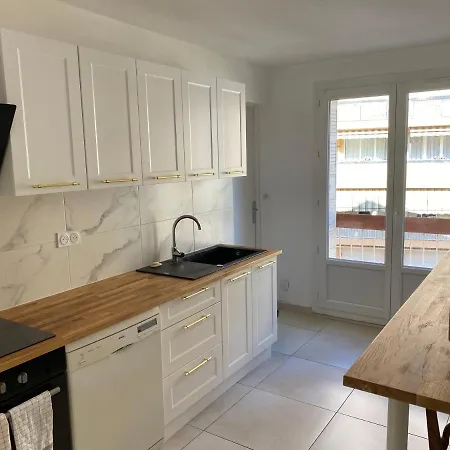 Calme Stade/plage Apartment *